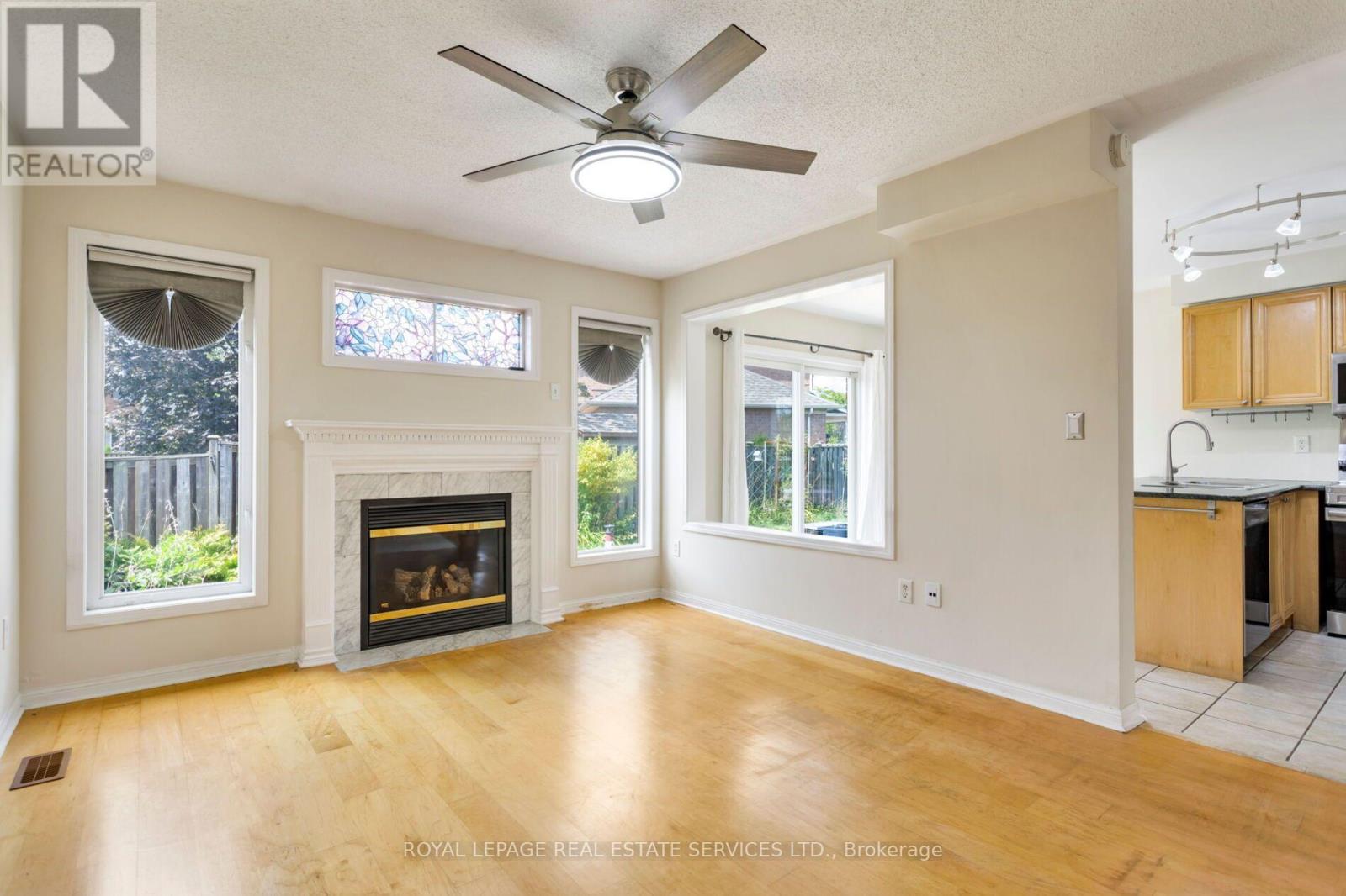 2204 Grand Oak Trail, Oakville, Ontario  L6M 4S6 - Photo 13 - W13695936