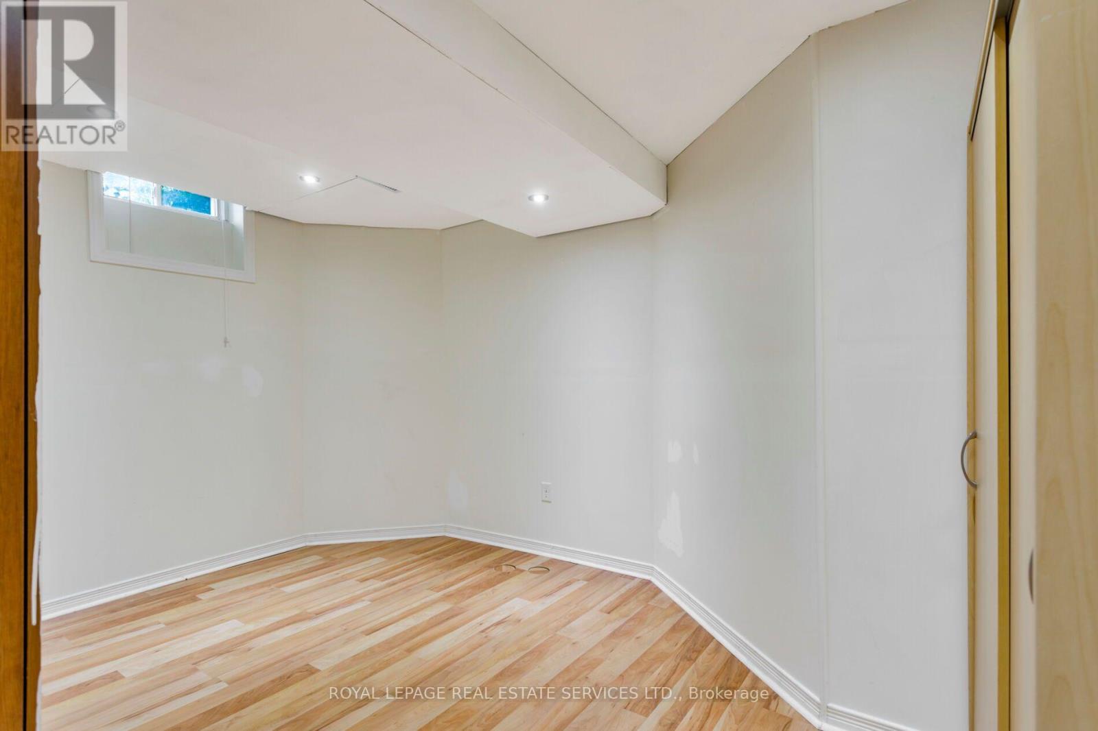 2204 Grand Oak Trail, Oakville, Ontario  L6M 4S6 - Photo 37 - W13695936