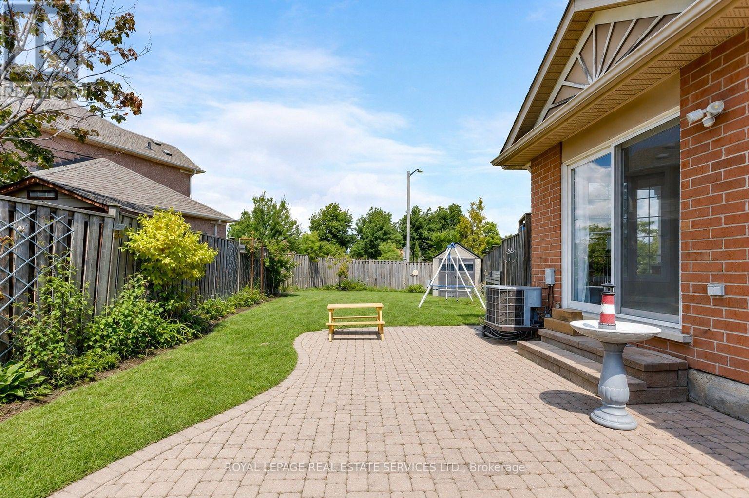 2204 Grand Oak Trail, Oakville, Ontario  L6M 4S6 - Photo 41 - W13695936