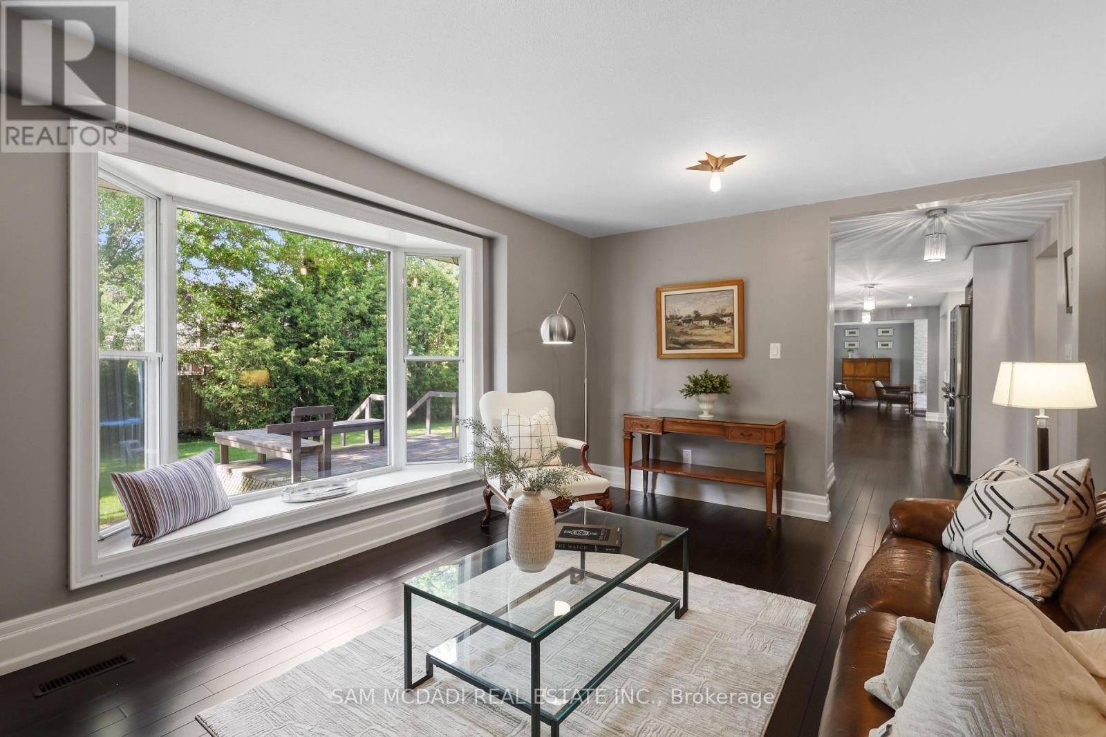 1449 Truscott Drive, Mississauga, Ontario  L5J 1Z1 - Photo 11 - W13695994