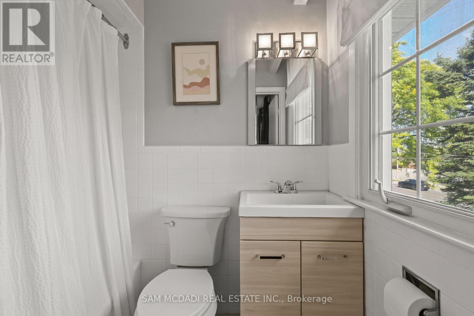 1449 Truscott Drive, Mississauga, Ontario  L5J 1Z1 - Photo 20 - W13695994