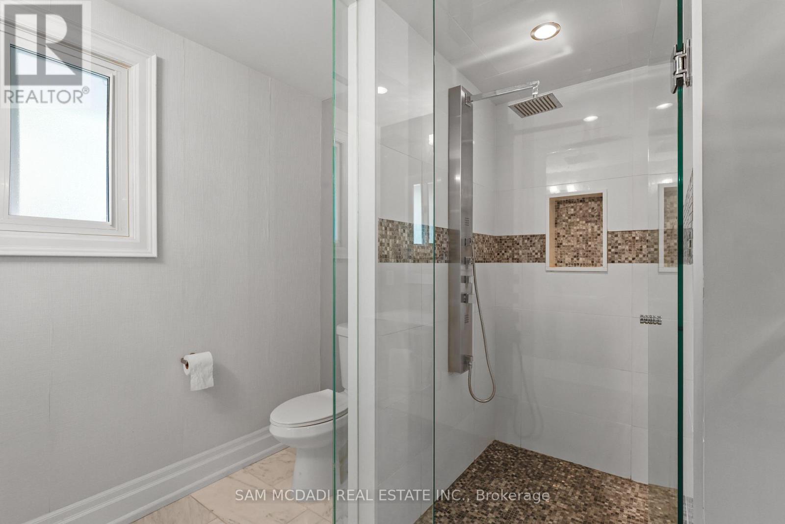 1449 Truscott Drive, Mississauga, Ontario  L5J 1Z1 - Photo 26 - W13695994