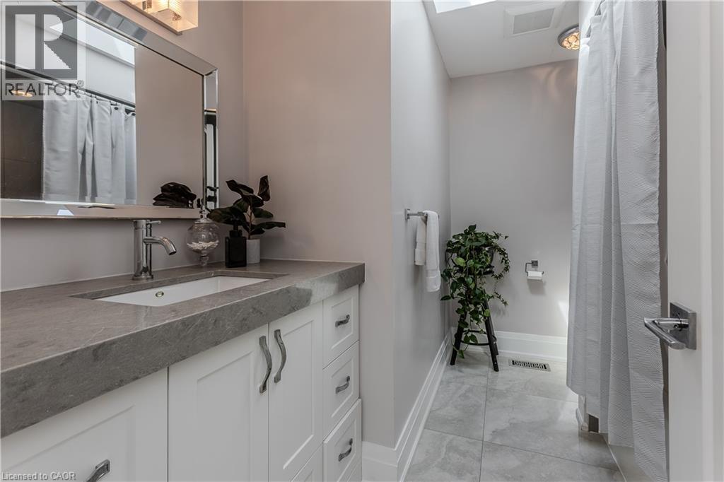 892 North Shore Road W, Burlington, Ontario  L7T 1A8 - Photo 19 - 40856807