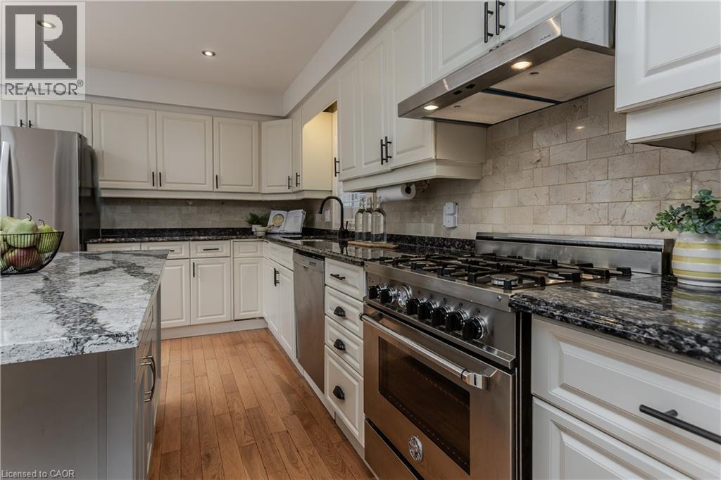 892 North Shore Road W, Burlington, Ontario  L7T 1A8 - Photo 9 - 40856807