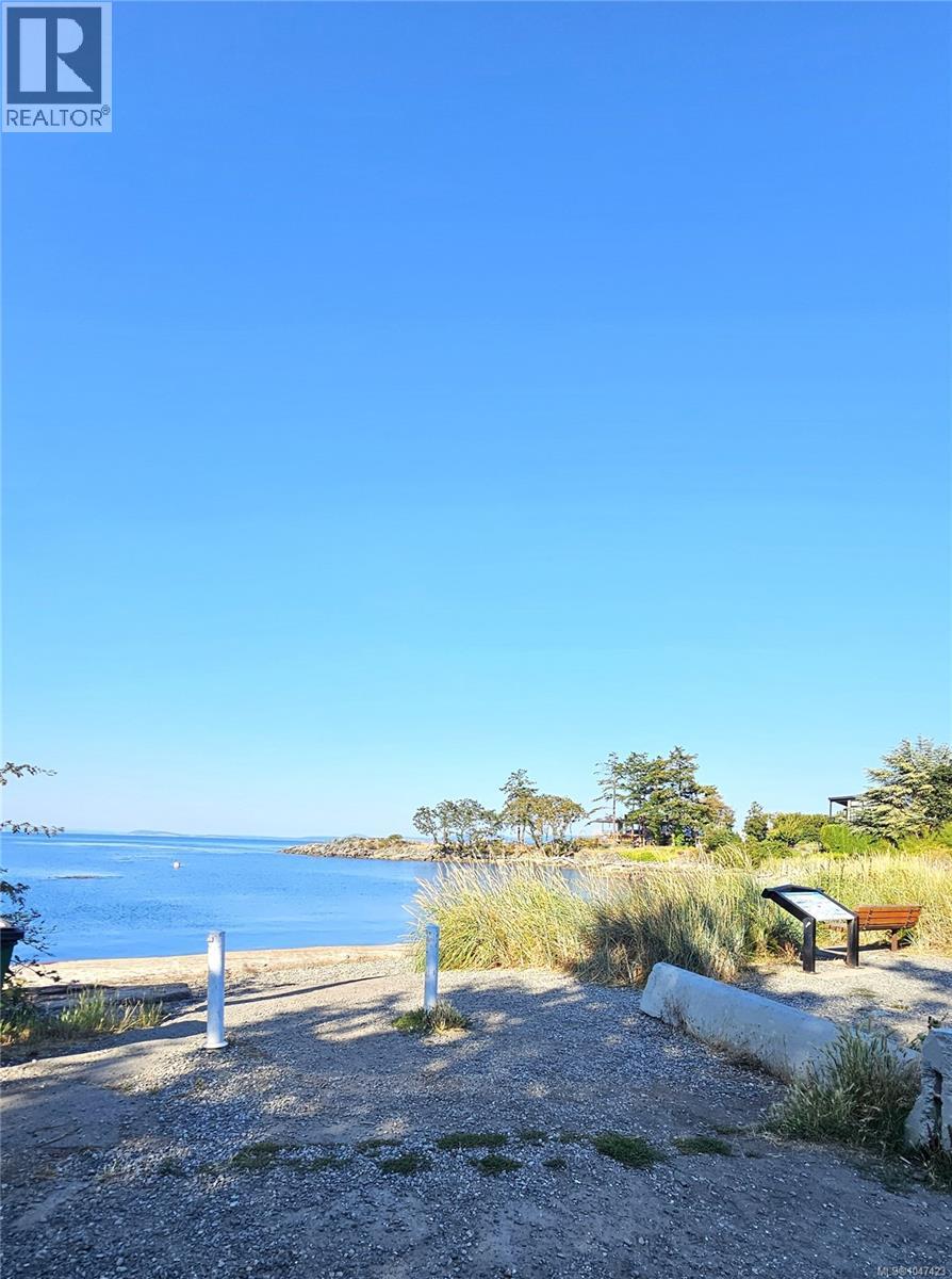 2701 Sea Glass Pl, Saanich, British Columbia  V8N 4J2 - Photo 12 - 1047423