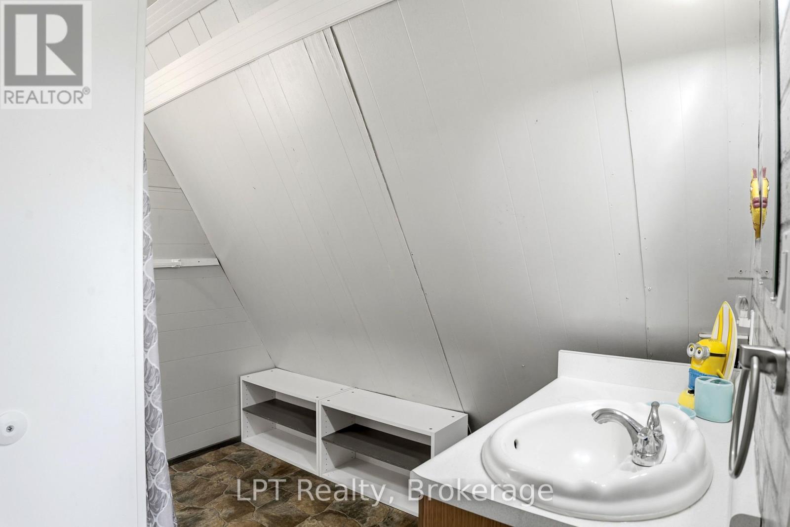 317 Robert Allen Drive, Northern Bruce Peninsula, Ontario  N0H 2R0 - Photo 14 - X13695662