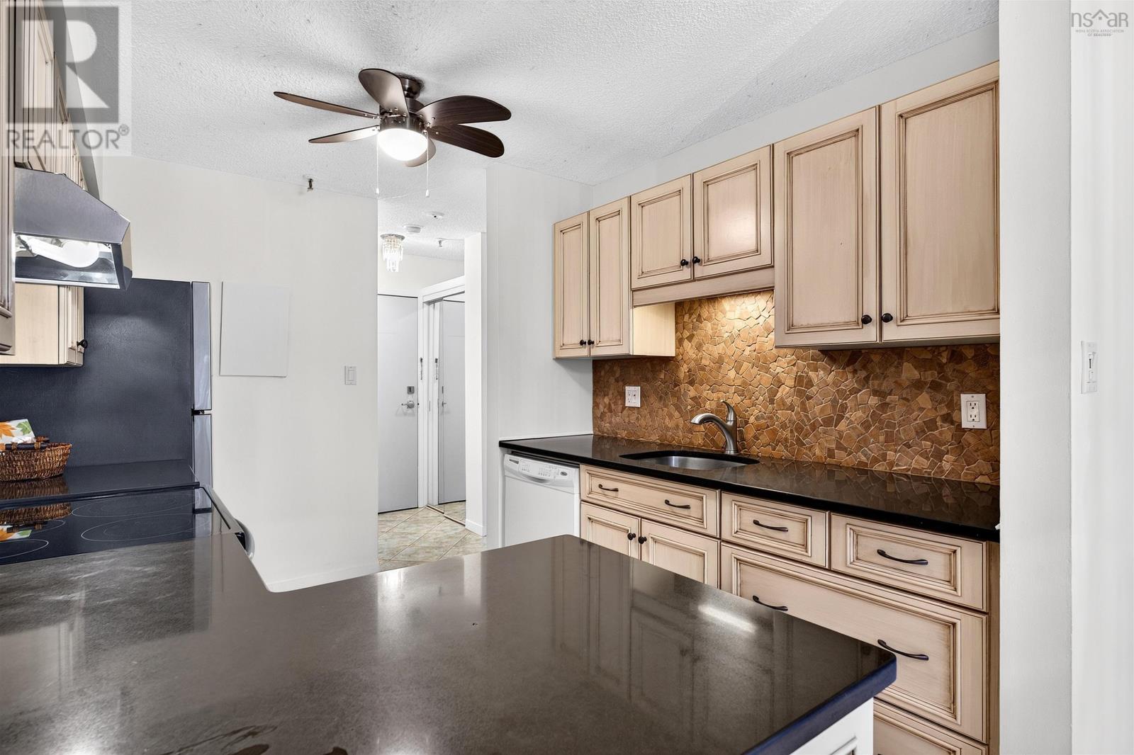 201 15 Knightsridge Drive, Clayton Park, Nova Scotia  B3M 3S9 - Photo 12 - 202620809