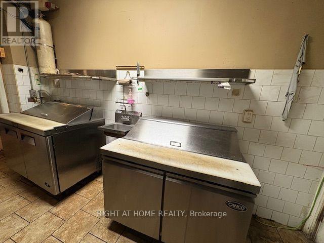 413 Hamilton Road, London East, Ontario  N5Z 1R8 - Photo 8 - X13695864