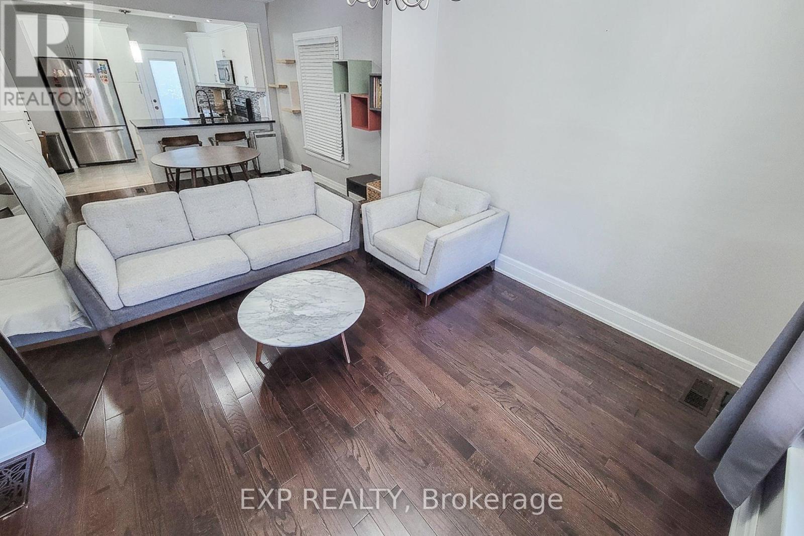 82 Gibson Avenue, Hamilton, Ontario  L8L 6J8 - Photo 4 - X13695884