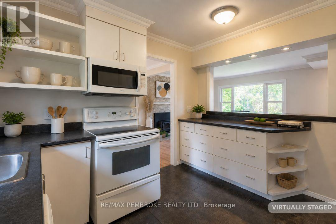 310 Esther Street, Pembroke, Ontario  K8A 3C7 - Photo 13 - X13524794