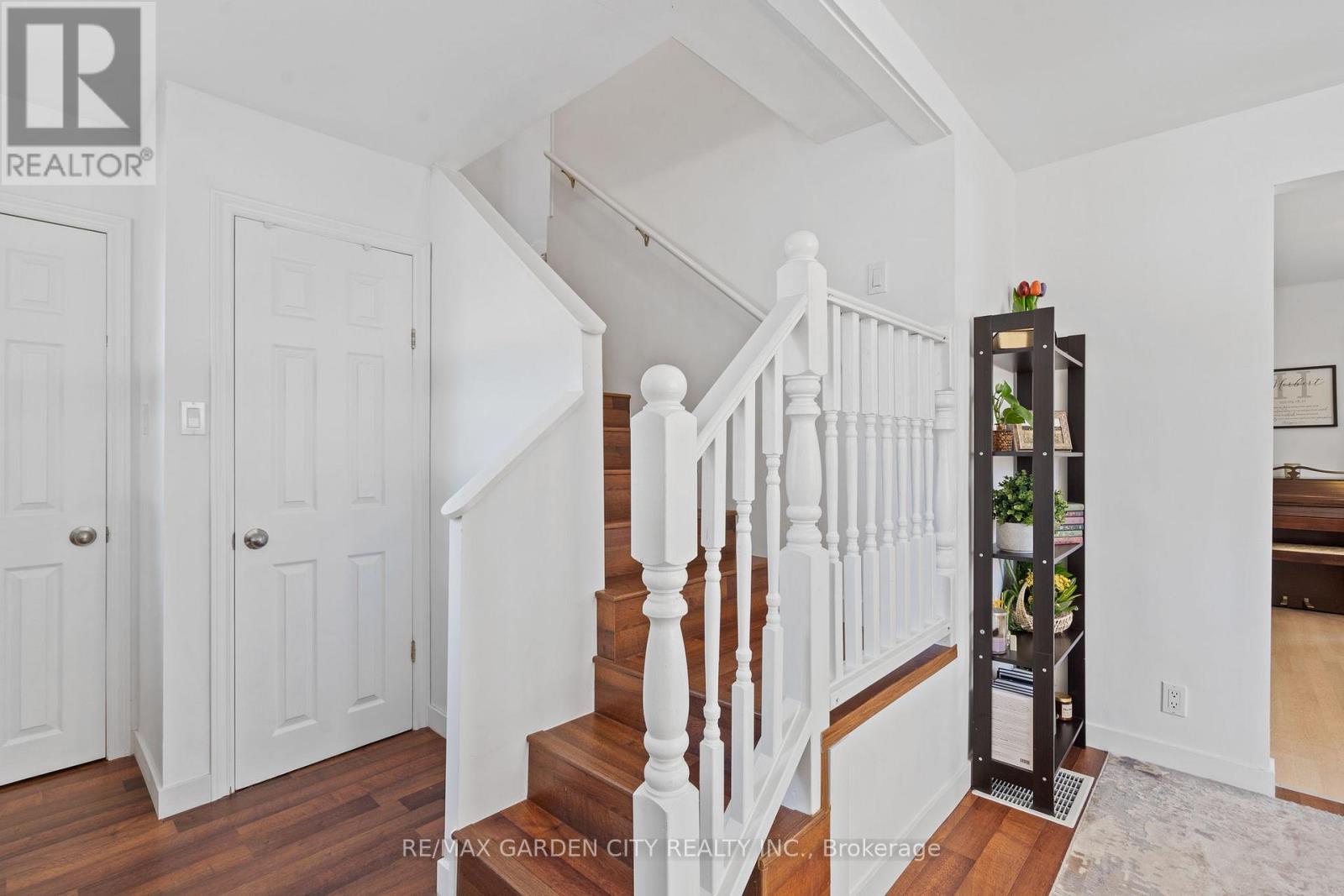 38 Oakwood Street, Port Colborne, Ontario  L3K 5E9 - Photo 14 - X13693494