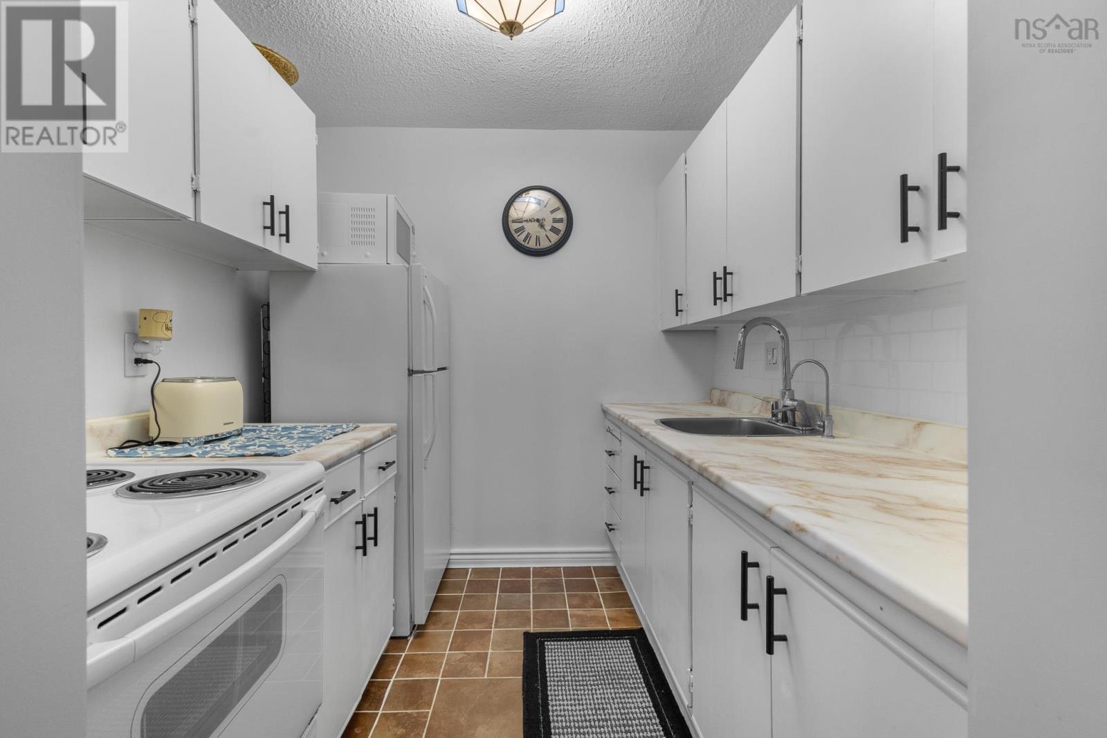 1002 5572 North Ridge Road, Halifax, Nova Scotia  B3K 5K2 - Photo 12 - 202621074