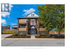 561 PARENT AVENUE, Windsor, Ontario