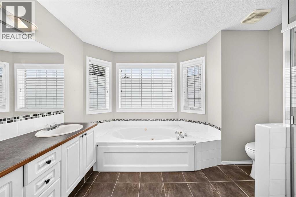 91 Sienna Park Terrace Sw, Calgary, Alberta  T3H 3L3 - Photo 25 - A2335924