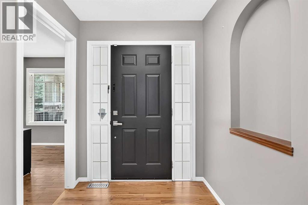 91 Sienna Park Terrace Sw, Calgary, Alberta  T3H 3L3 - Photo 3 - A2335924