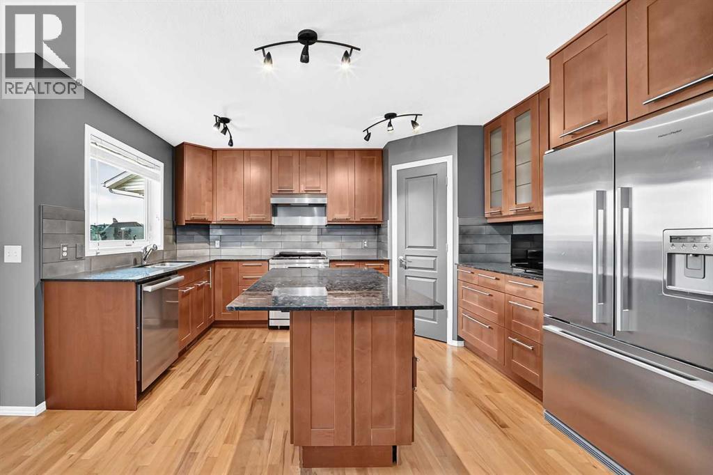 91 Sienna Park Terrace Sw, Calgary, Alberta  T3H 3L3 - Photo 4 - A2335924