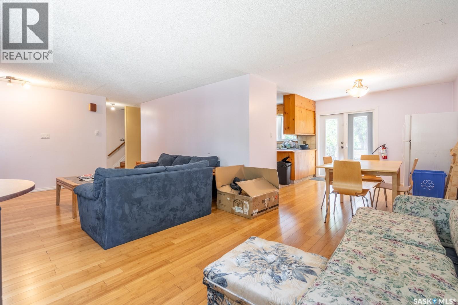 60 Dunning Crescent, Regina, Saskatchewan  S4S 3W1 - Photo 5 - SK046147