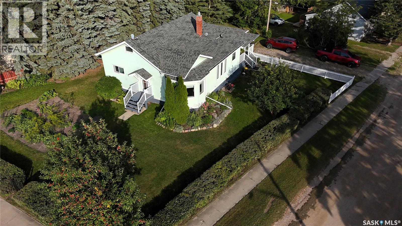 336 Main Street, Debden, Saskatchewan  S0J 0S0 - Photo 3 - SK046128
