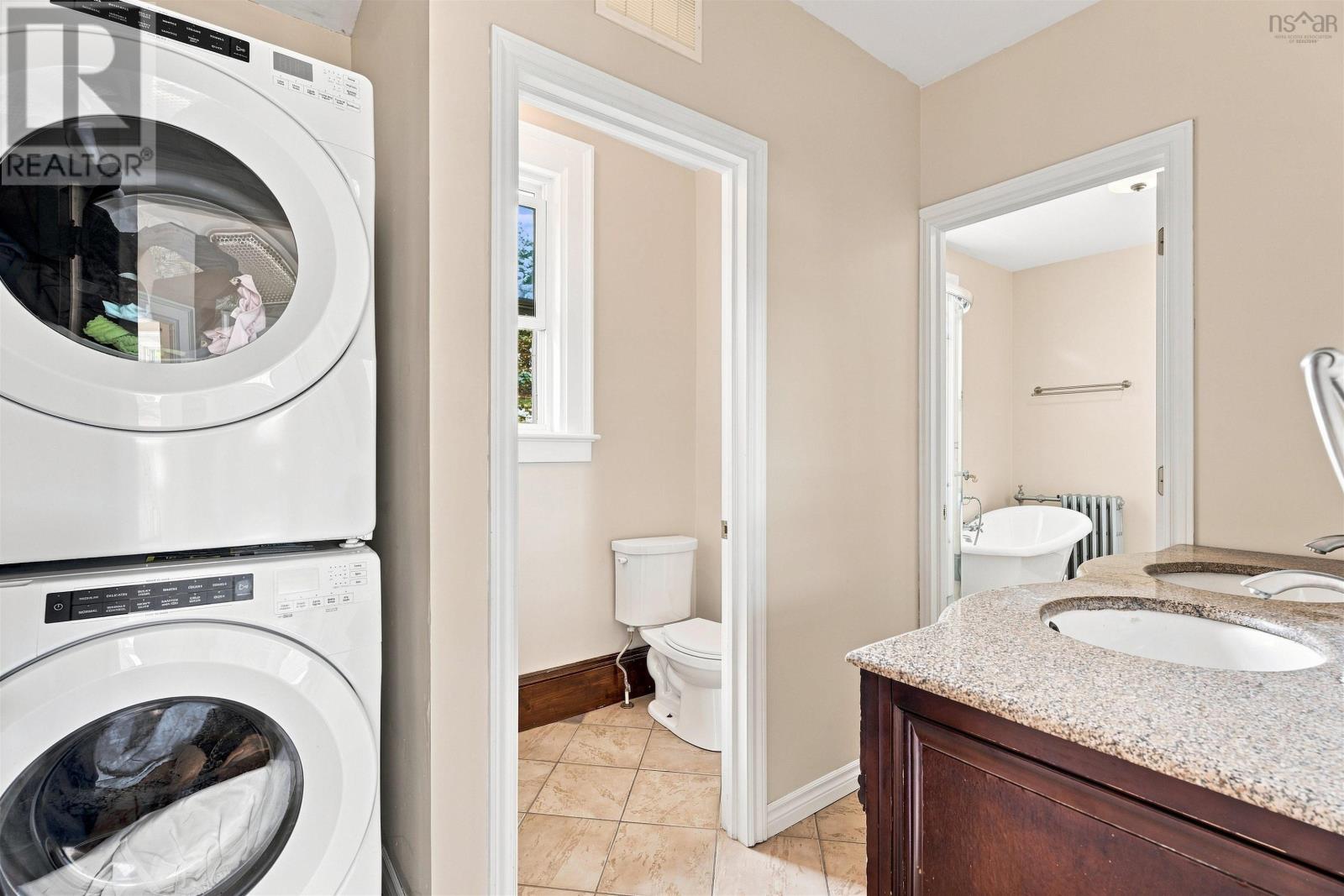 6625 Quinpool Road, Halifax, Nova Scotia  B3L 1B7 - Photo 34 - 202621104