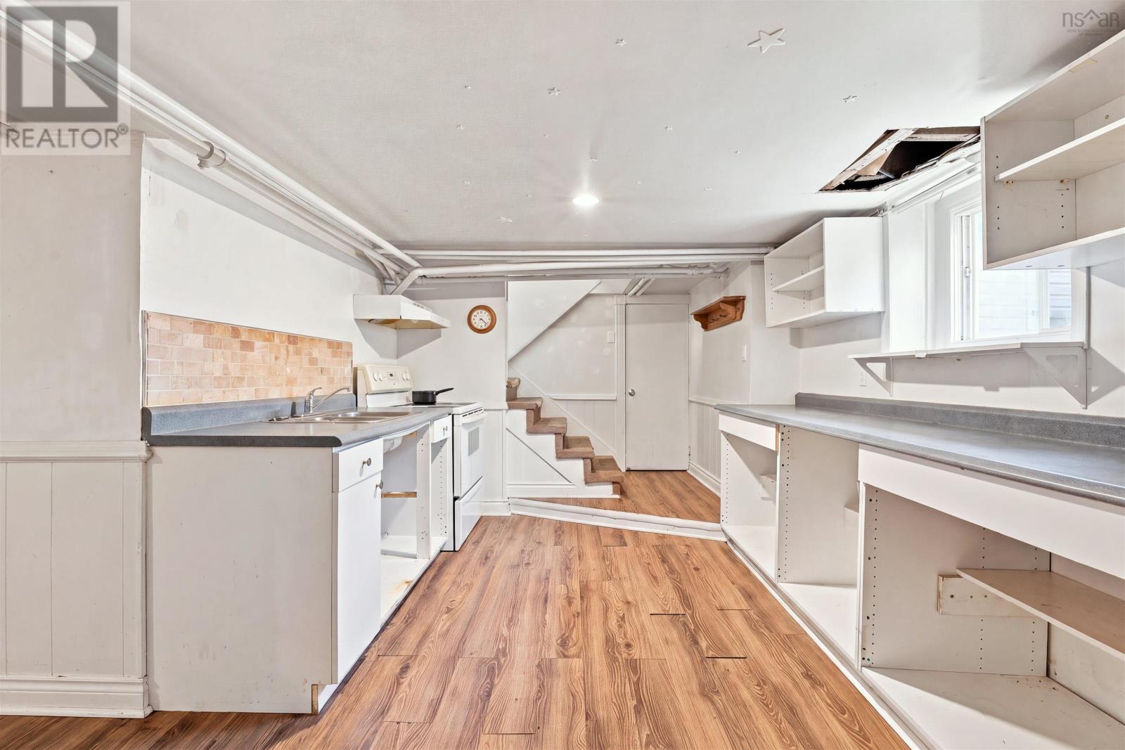 6625 Quinpool Road, Halifax, Nova Scotia  B3L 1B7 - Photo 44 - 202621104