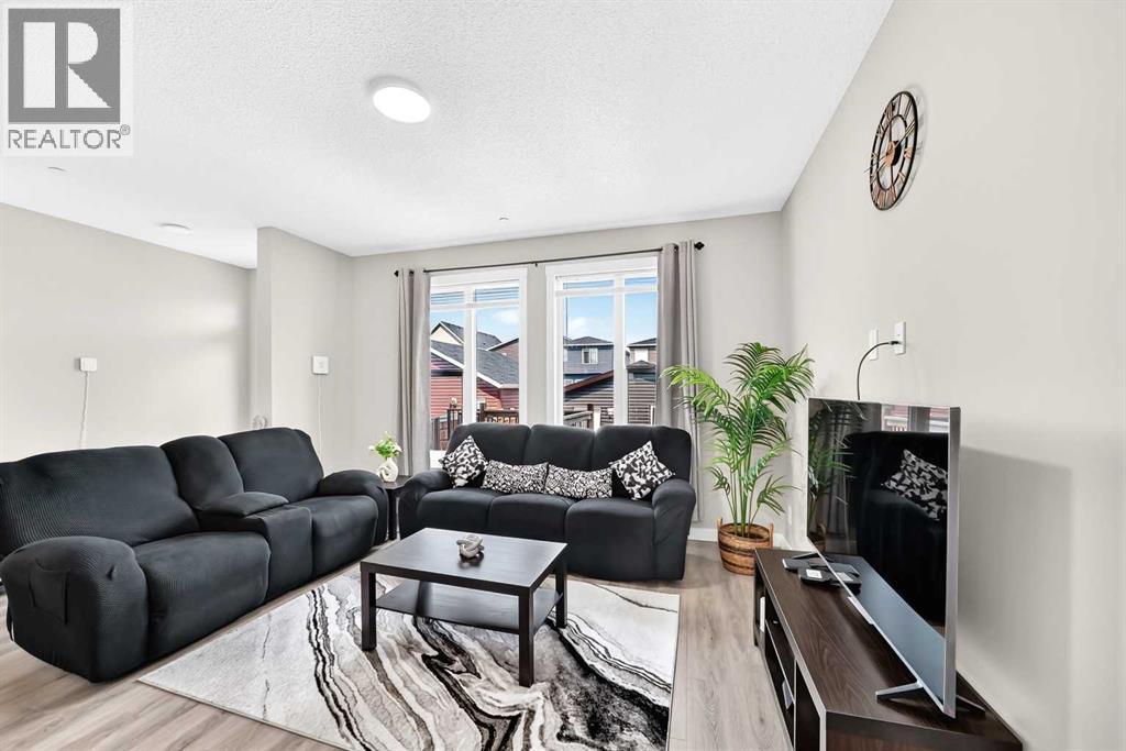 75 Howse Crescent Ne, Calgary, Alberta  T3P 1L4 - Photo 11 - A2338755