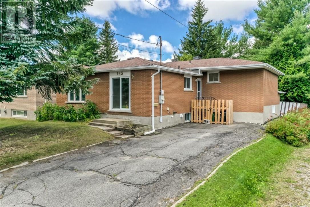 943 Martin Avenue, Sudbury, Ontario  P3A 2Z2 - Photo 1 - 2129891