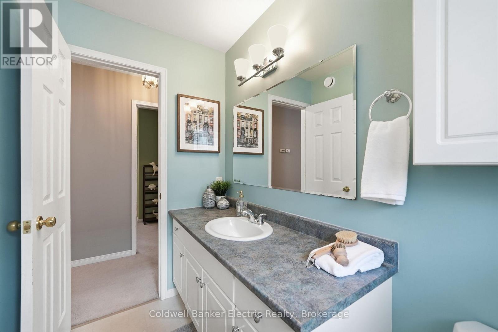 854 Abbey Lane, Peterborough, Ontario  K9H 7N6 - Photo 16 - X13694722