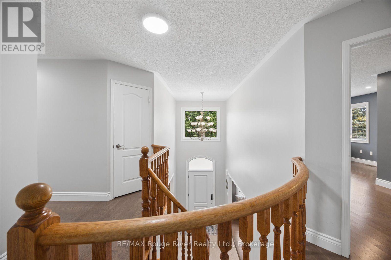 10 Windbreak Crescent, Whitby, Ontario L1P 1P8 - Photo 25 - E13696044