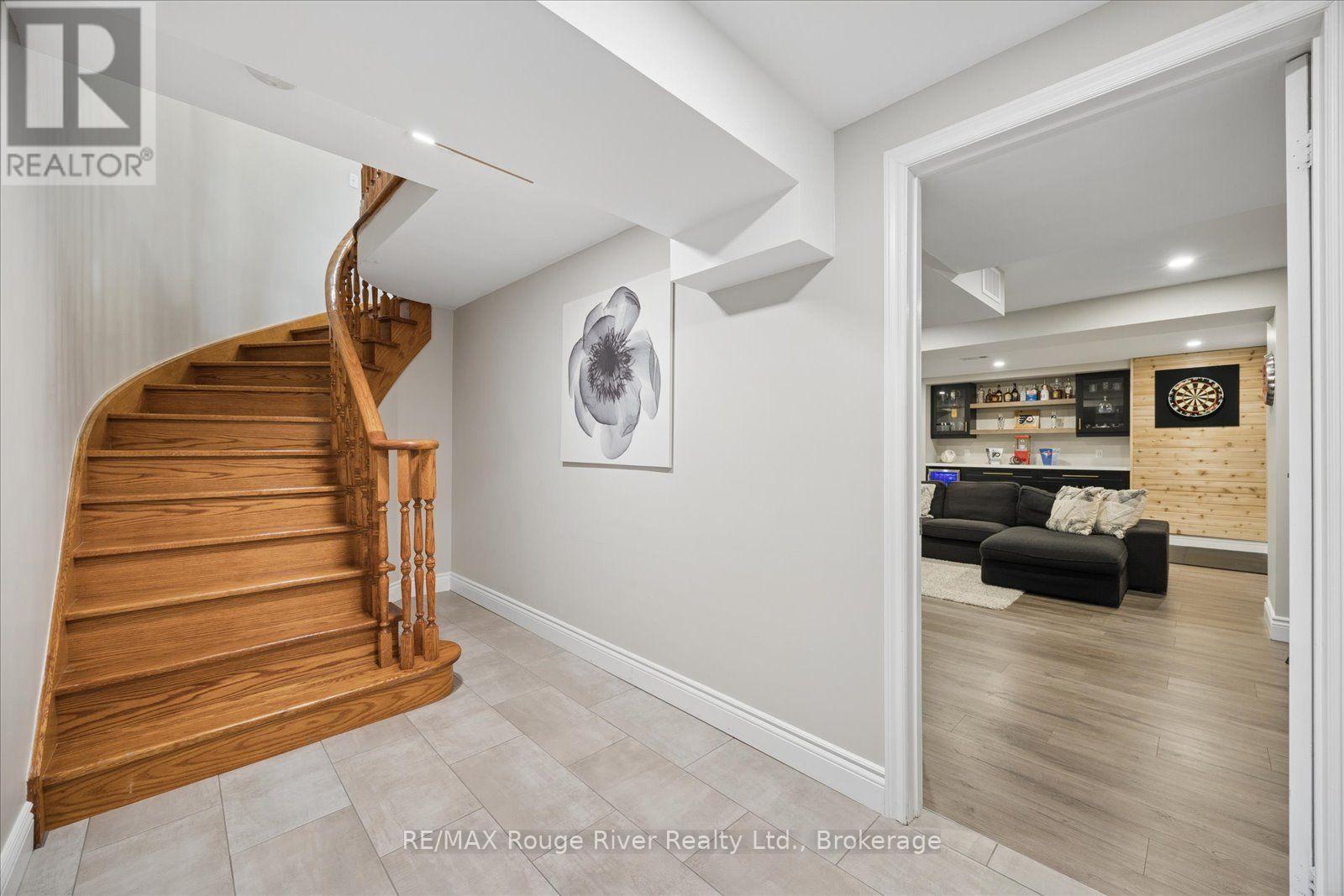 10 Windbreak Crescent, Whitby, Ontario L1P 1P8 - Photo 39 - E13696044