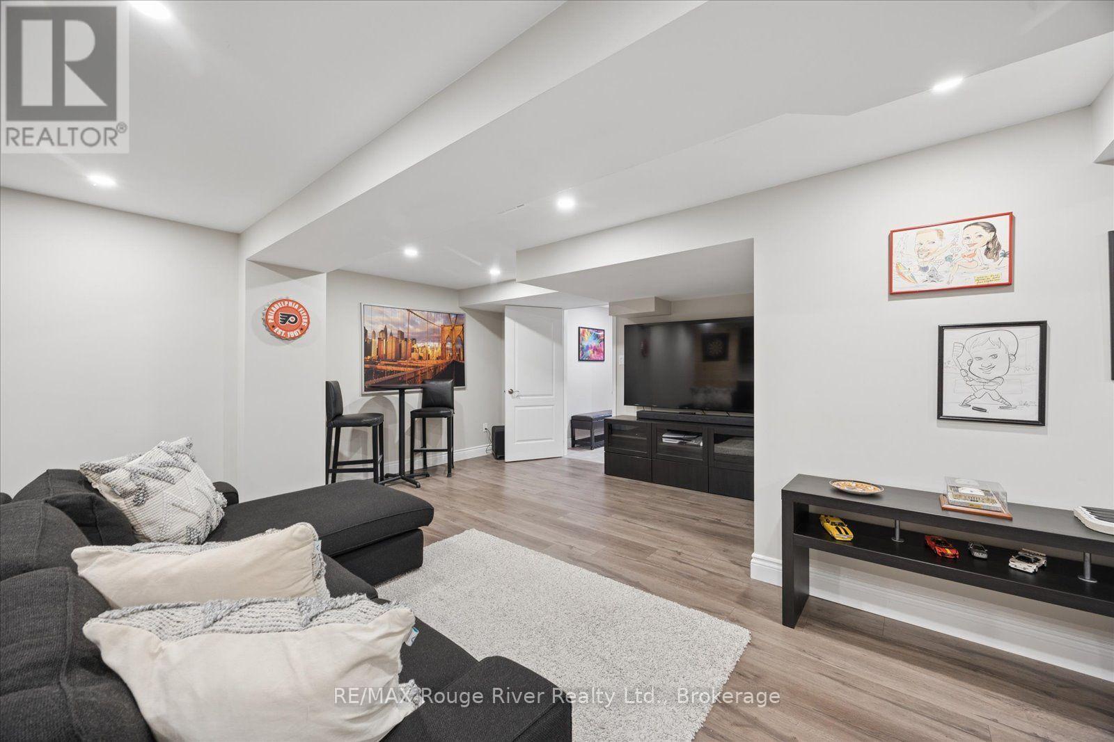10 Windbreak Crescent, Whitby, Ontario L1P 1P8 - Photo 42 - E13696044