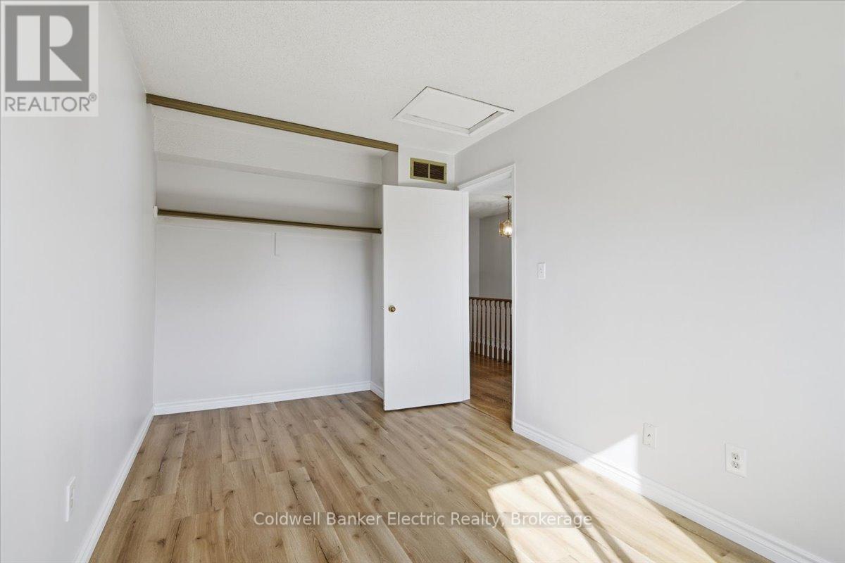 3 Walbridge Court, Clarington, Ontario  L1C 4B7 - Photo 17 - E13696104