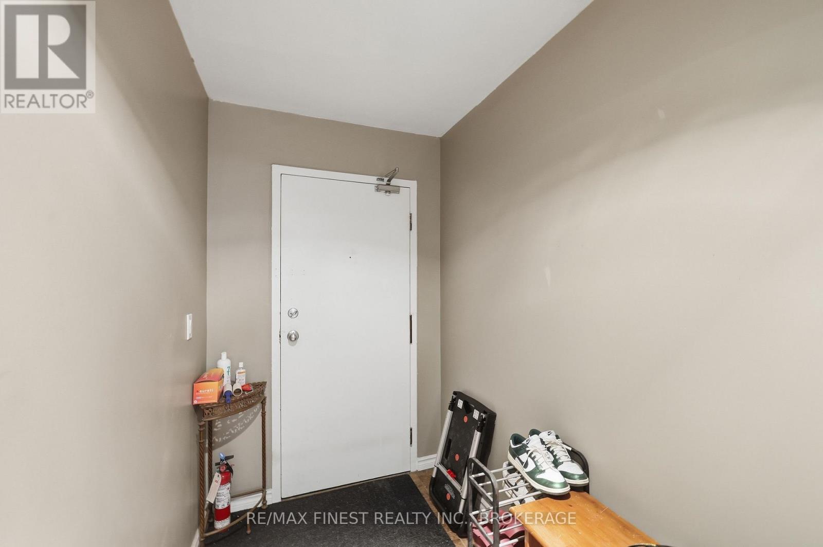 414 - 17 Eldon Hall Place, Kingston, Ontario  K7M 7H5 - Photo 11 - X13696094
