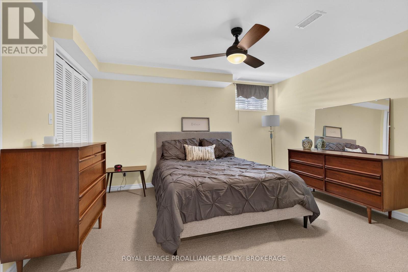 86 Abbey Dawn Drive, Loyalist, Ontario  K0H 1G0 - Photo 31 - X13696116