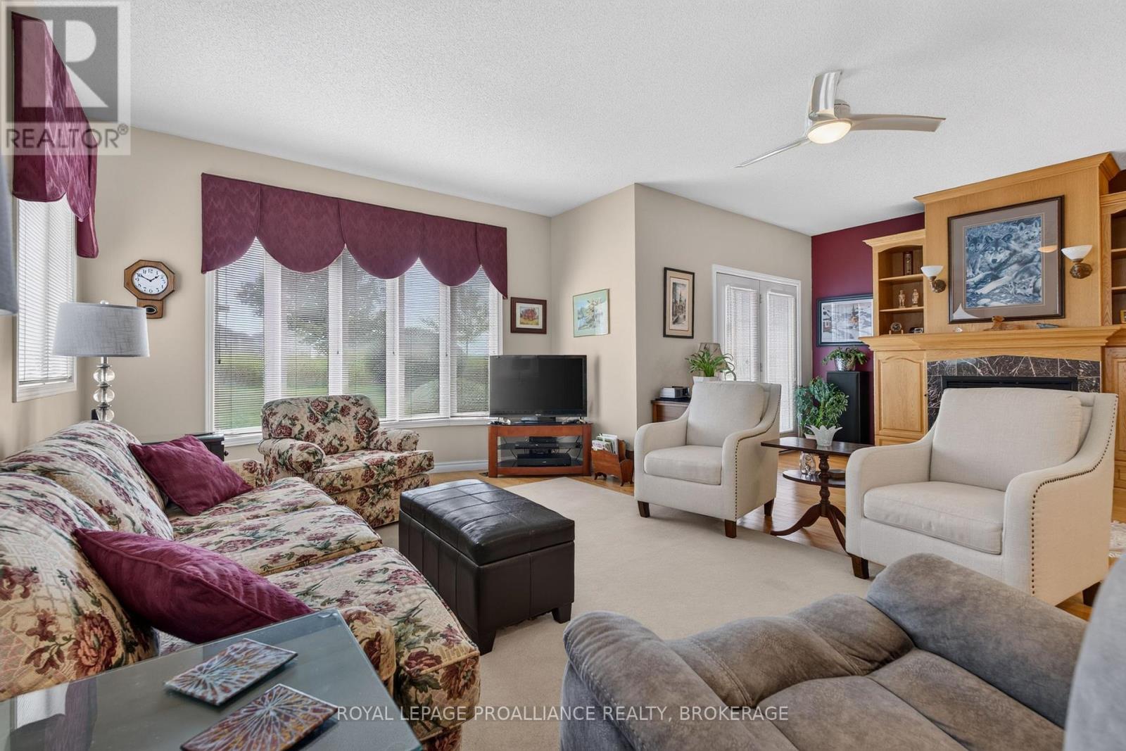 86 Abbey Dawn Drive, Loyalist, Ontario  K0H 1G0 - Photo 7 - X13696116
