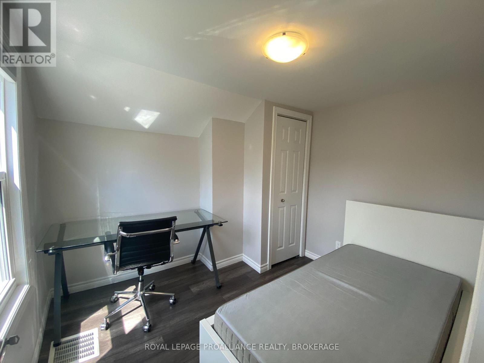 93 Linton Street, Kingston, Ontario  K7K 1N6 - Photo 17 - X13696254