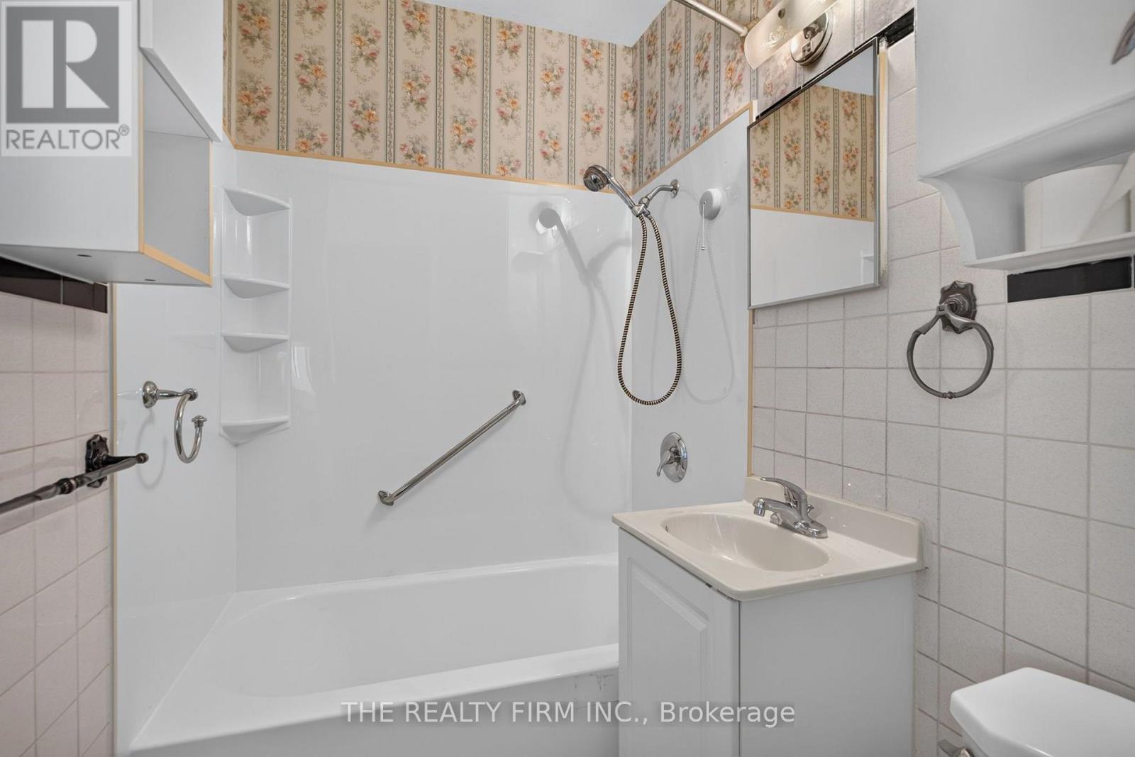 38 Elliott Street, London East, Ontario  N5Y 2E4 - Photo 13 - X13696072