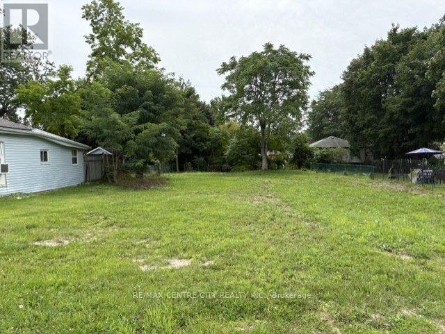 20 Chester Street, St. Thomas, Ontario  N5R 1T9 - Photo 3 - X13696148