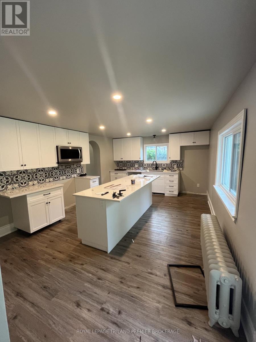 180 Alma Street, St. Thomas, Ontario  N5P 3B4 - Photo 4 - X13696200