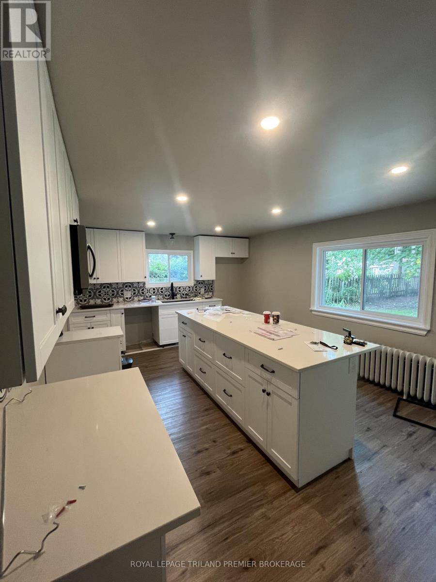 180 Alma Street, St. Thomas, Ontario  N5P 3B4 - Photo 5 - X13696200