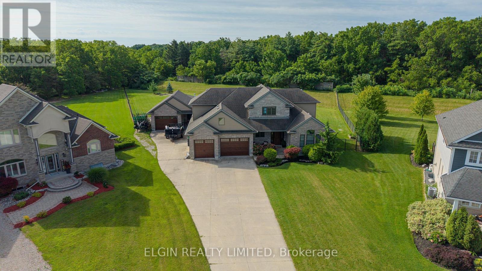 26 Blossom Ridge, Central Elgin, Ontario  N5P 3S7 - Photo 3 - X13696278