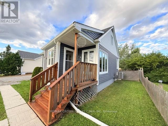 13 Oak Street, Kapuskasing, Ontario  P5N 2A1 - Photo 3 - T13696332