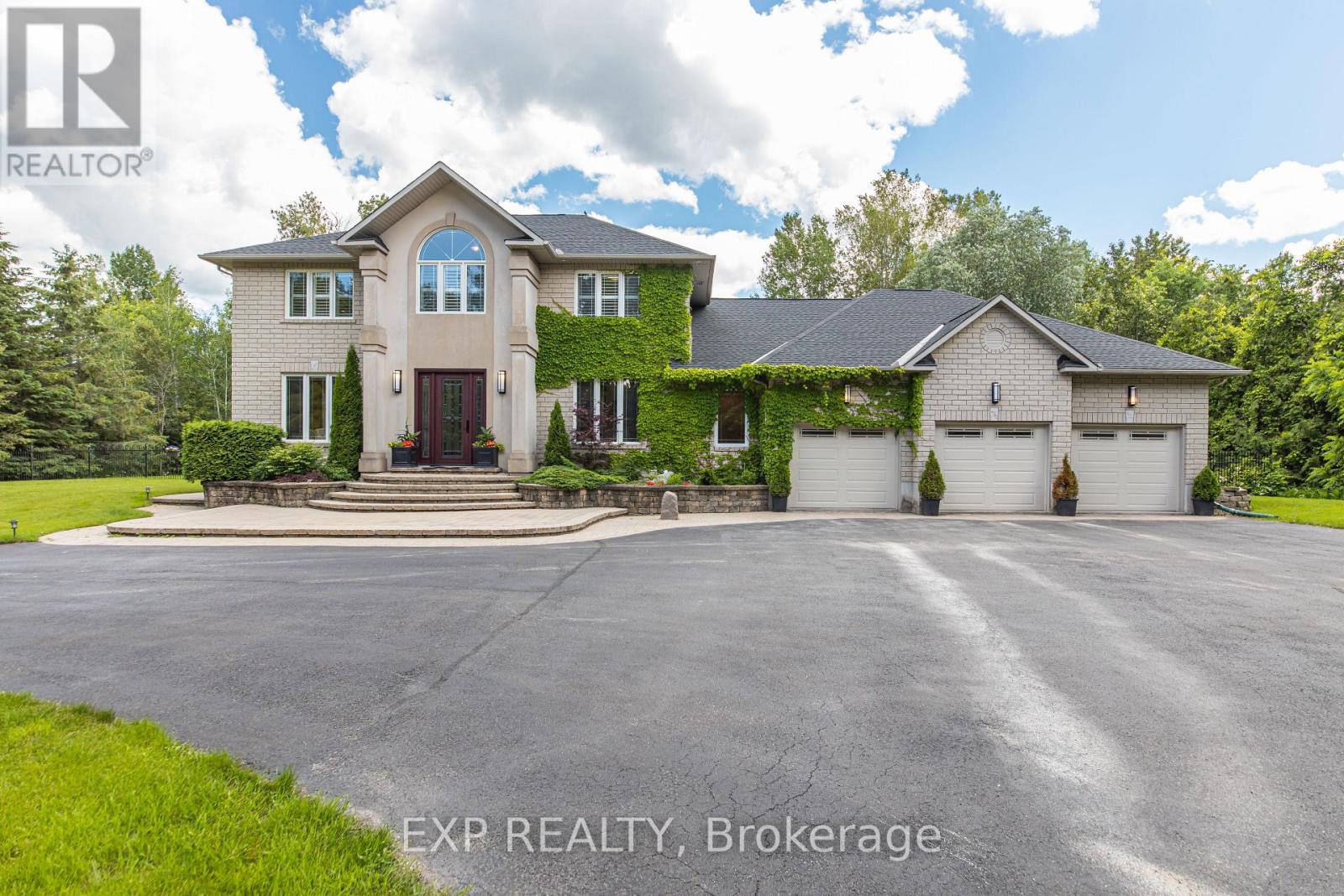 1550 LORDS MANOR LANE, Ottawa, Ontario