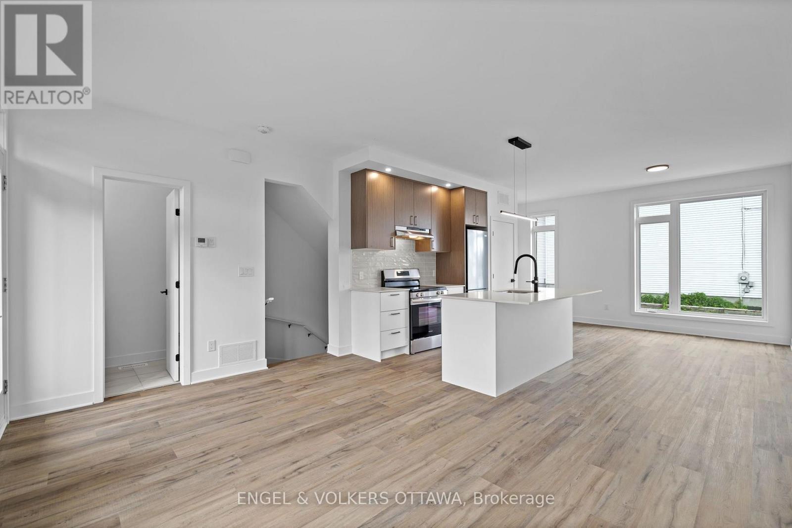 D - 1258 Marenger Street, Ottawa, Ontario  K1C 1S2 - Photo 11 - X13696160