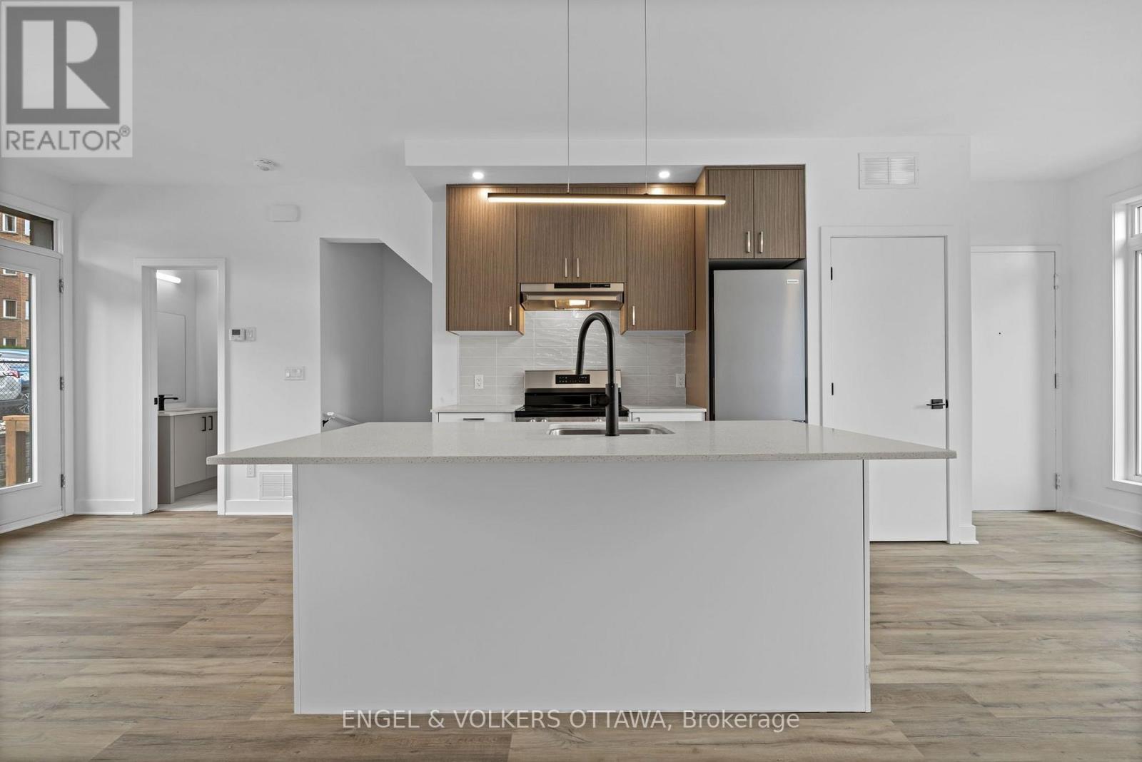 D - 1258 Marenger Street, Ottawa, Ontario  K1C 1S2 - Photo 6 - X13696160