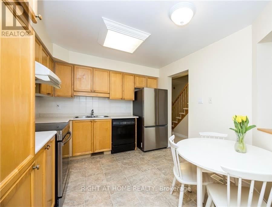 21 Grenadier Way, Ottawa, Ontario  K2J 4L3 - Photo 7 - X13696178