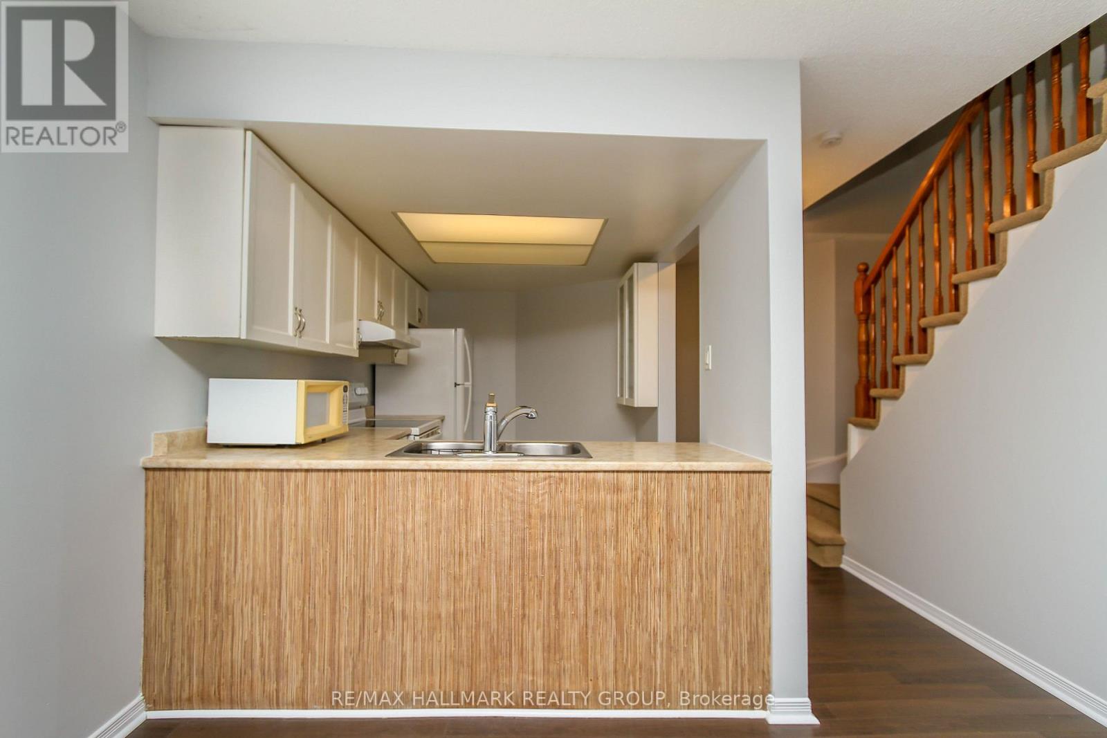 25 Wildpine Court, Ottawa, Ontario  K2S 1C6 - Photo 12 - X13696232