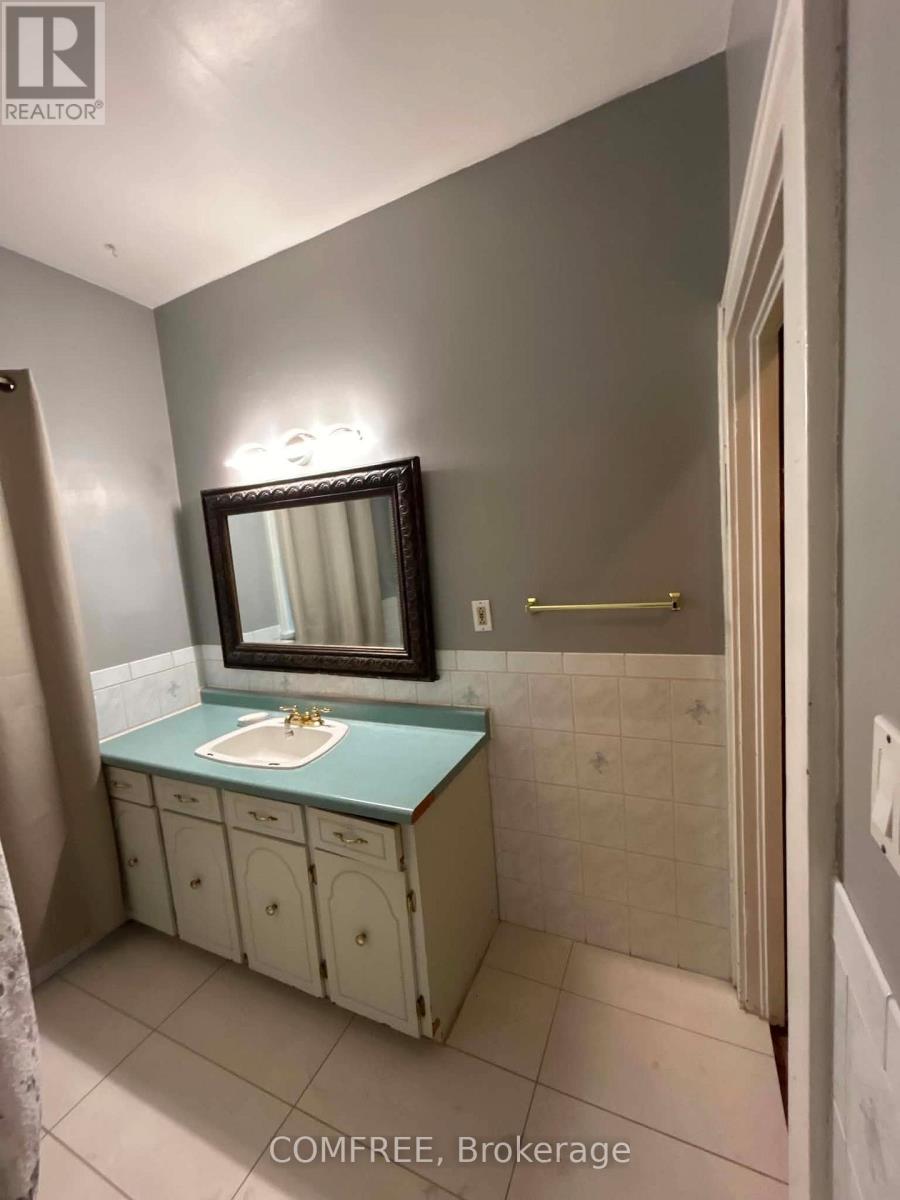 49 Talbot Street E, Chatham-Kent, Ontario  N0P 1A0 - Photo 7 - X13696304