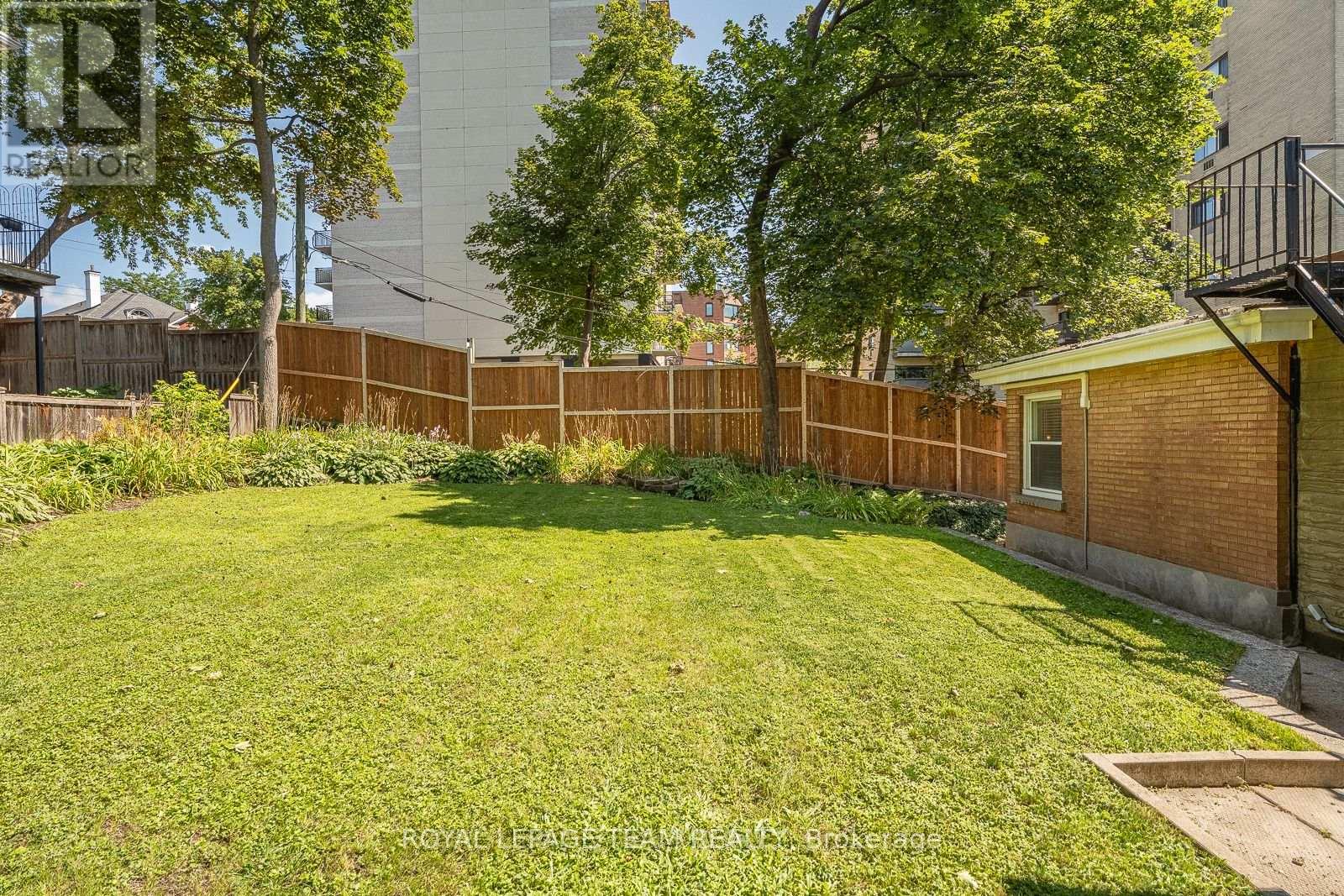 111 Ivy Crescent, Ottawa, Ontario  K1M 1Y1 - Photo 41 - X13696326