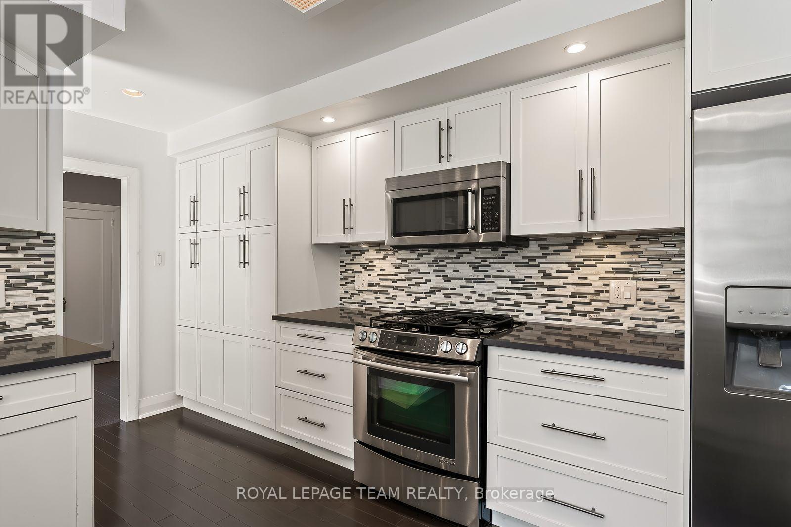 111 Ivy Crescent, Ottawa, Ontario  K1M 1Y1 - Photo 9 - X13696326