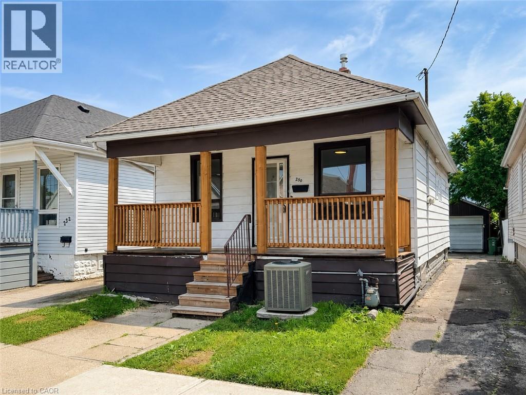 250 Weir Street N, Hamilton, Ontario  L8H 5G3 - Photo 4 - 40849813